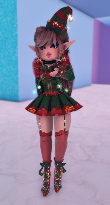 Christmas Elf Aesthetic Roblox Royale High Outfits Royal High