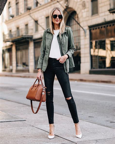 12 Ways to Wear a Green Utility Jacket This Spring - Fashion Jackson