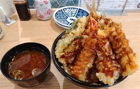 Food And Life Companies3563【株主優待利用】「鮨・酒・肴 杉玉 大衆寿司居酒屋」で「杉玉天丼赤出汁付き」を