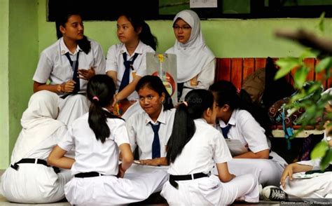 Nunggak Bayaran Sekolah Nilai Ujian Nasional 6 Siswa Smp Bekasi