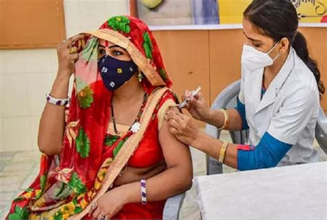 Vaccination Of Two Thirds Of Delhi Population Completed Amar Ujala