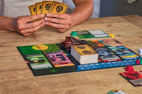 Board game Hà Nội Thú vui hấp dẫn của giới trẻ Hà thành