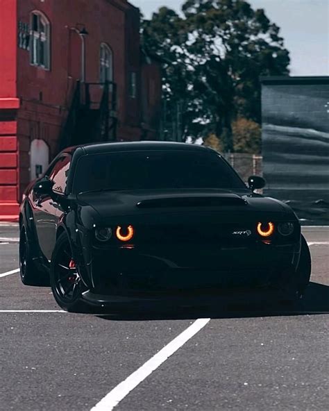 Dodge SRT Hellcat 🖤🖤 - Black Sports Car Drift Beast