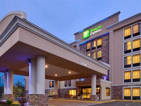 Affordable Hotel in Wilkes Barre, PA | Holiday Inn Express Wilkes Barre East