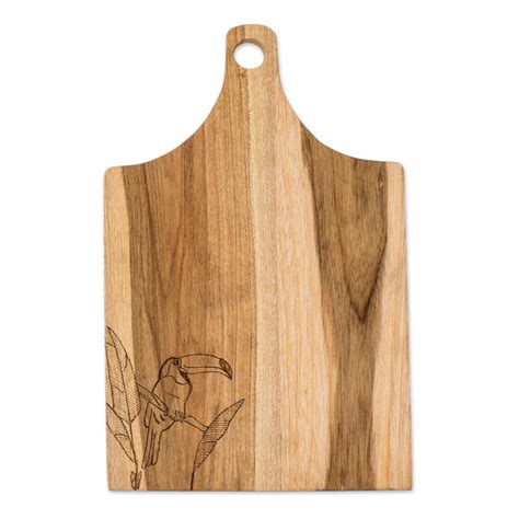 Pyrographic Laurel Wood Cutting Board with Bird - Laurel Toucan – GlobeIn