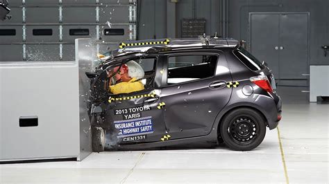 Toyota Yaris Hatchback Driver Side Small Overlap Iihs Crash Test