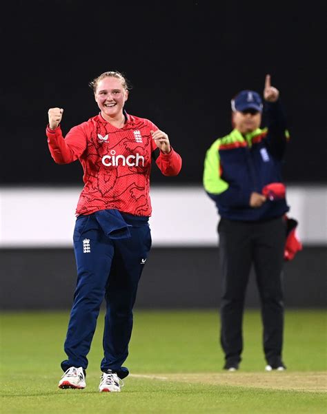 Bryony Smith Is Elated After Getting The Lbw Decision Against Smriti