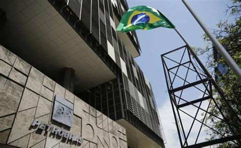 Advogado Da Petrobras Concurso - Petrobras abre concurso para 13 vagas de advogado com salário de R$ 8,8 mil