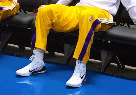 Kobe Bryant In Nike Kobe 9 Elite Home Pe