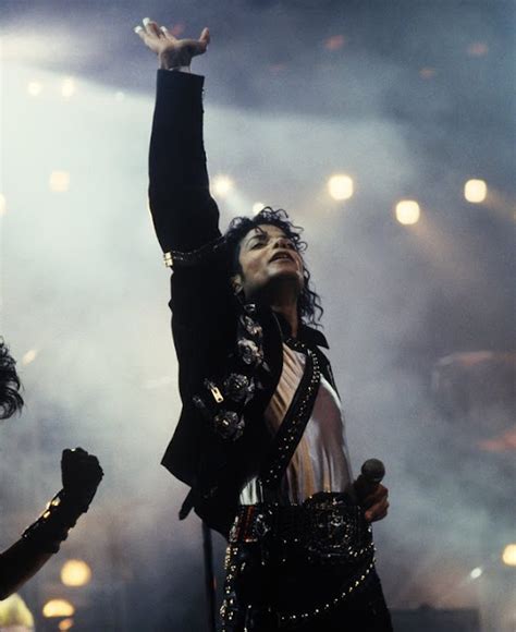 ♦ MJ THE KING OF POP♫♦¸.·´¯)♪: coleccion de fotos (parte 3)