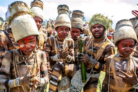 listing of PNG tribes and cultural groups - tribes of papua new guinea