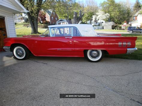 1960 Ford Thunderbird