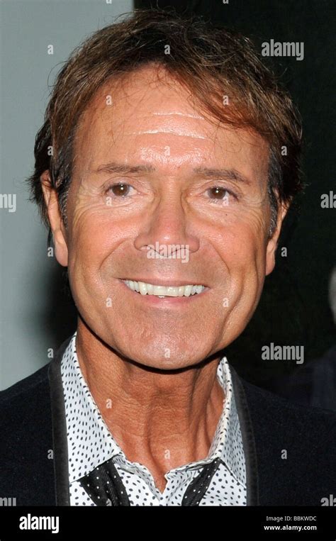 Cliff Richard Singer Hi Res Stock Photography And Images Alamy