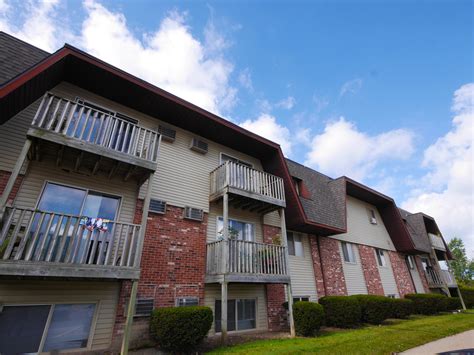 Timber Creek Apartments Apartments At 3300 E Deerfield Rd Mount