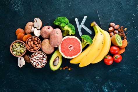 Alimentos Que Contem Vitamina K - Vitamina K: para que serve e quais alimentos contêm esse nutriente ...