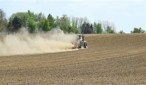 Legisla Ie Modificat La V Nzarea Terenurilor Agricole Din Extravilan