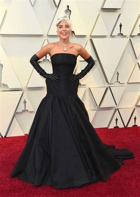 See The Most Iconic Oscars Red Carpet Looks In Recent History Metro Style