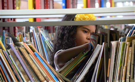 Maric Cria Espa O Cultural Mil Livros Para Todas As Idades