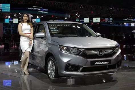 Honda Amaze 2023 Mobil LCGC Irit BBM Yang Harganya Di Banderol Mulai