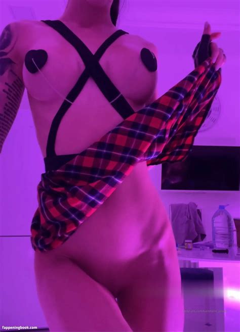 Karishamr Karishamr Private Nude Onlyfans Leaks The Fappening