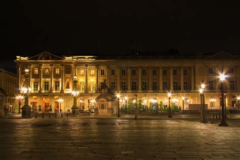 Hôtel de Crillon - History and Facts | History Hit