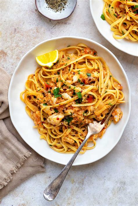 Quick And Delicious Crab Linguine Ready In 20 Minutes