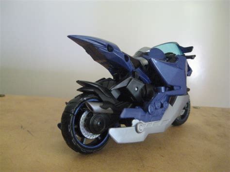 Chcse S Blog Toy Review Transformers Prime First Edition Arcee