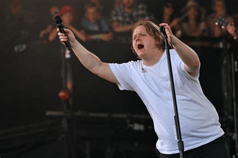 Lewis Capaldi Glastonbury The Video That Made Us Stop