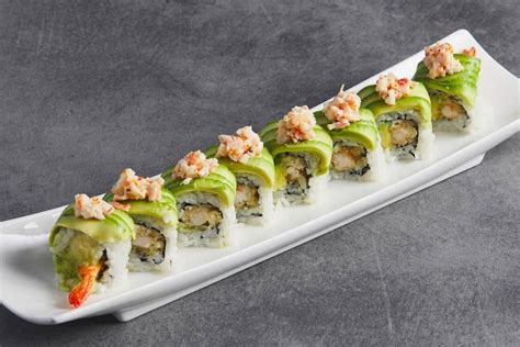 What is a Dragon Roll Made of? - Oak Rowan Foodie