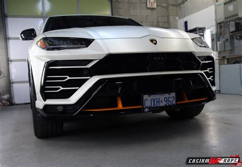 Lamborghini Urus Satin Pearl White - CUSTOMWRAPS.CA