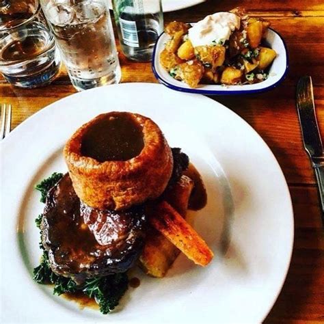 18 Best Sunday Roast Edinburgh Has To Offer in 2024