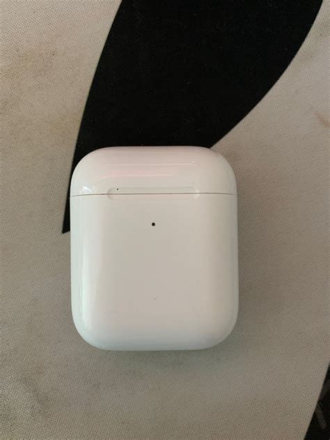 Apple Airpods Generation 2 音響器材 頭戴式罩耳式耳機 Carousell