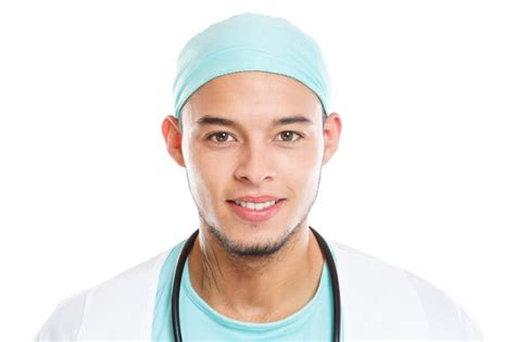 Retrato de un joven médico sonriente cara feliz ocupación trabajo