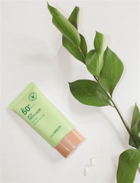 The SAEM Jeju Fresh Aloe Sun Gel SPF50 PA Bearel