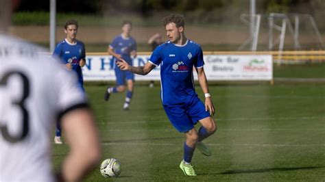 Fußball Kreisliga B Staffel IV BB CW Sechs Tore beim Derby des FV