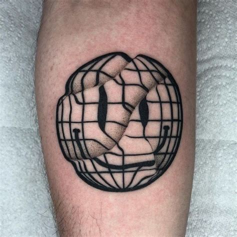 Pin On Unique Geometric Tattoo Science Fiction Tattoos