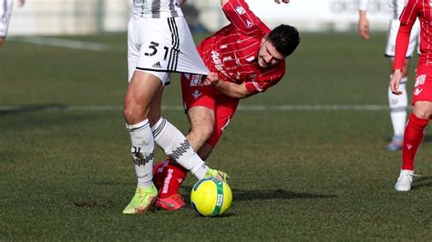 Piacenza Brutta Tegola Stagione Finita Per Il Centrocampista Angelo