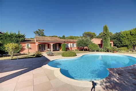 LORGUES Maison 145 M2 Avec PISCINE Et DEPENDANCE Sur Terrain Plat