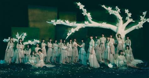 櫻坂46、「五月雨よ」初週39 3万枚で初登場1位 4作連続で初週30万枚超え マイナビニュース