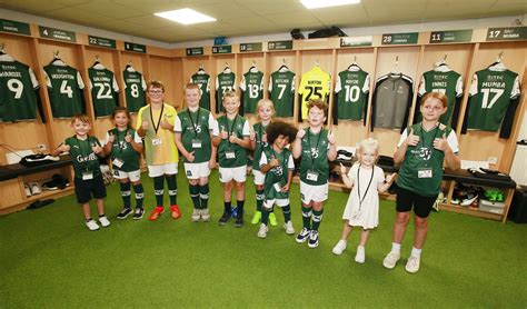 Community members gather to share Peterborough obits every week 25