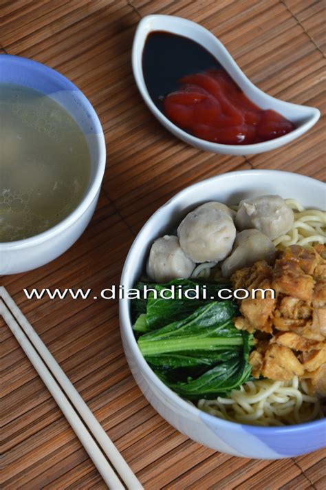 Cara Membuat Mie Ayam Bakso