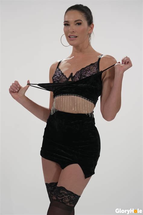 GloryHole Katrina Colt 0023 Porn Pic