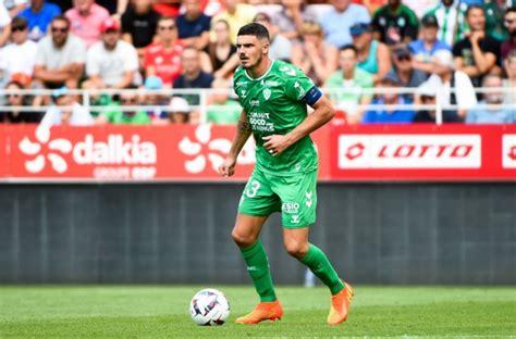 ASSE Saint Etienne Acte Un Renfort Avant Le FC Metz Foot Sur 7