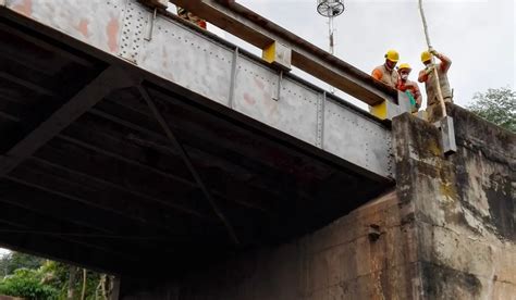 El puente Irra sobre el río Cauca está en riesgo de colapso