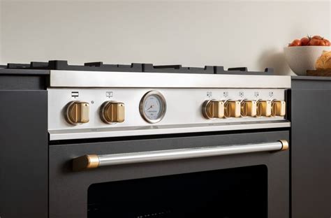 Bertazzoni Collezione Metalli Knobs and Handles