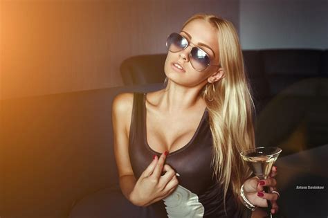 Wallpaper Portrait Blonde Long Hair Women With Glasses Sunglasses