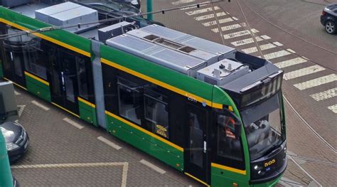 MPK Poznań testuje panele fotowoltaiczne na tramwaju Codzienny Poznań