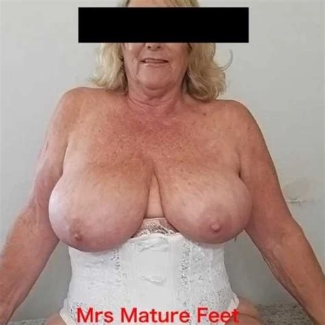 Mrs Mature Feet Removing Her Soft Bralette Part 1 Amateur Porn Feat Mr MF XHamster