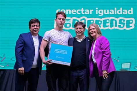 El Programa Conectar Igualdad Bonaerense entregó 100 000 computadoras