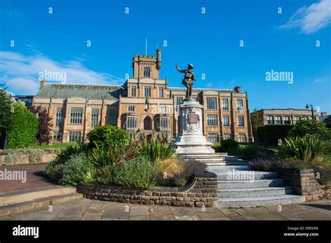 Nottingham high School, Nottinghamshire England UK Stock Photo - Alamy